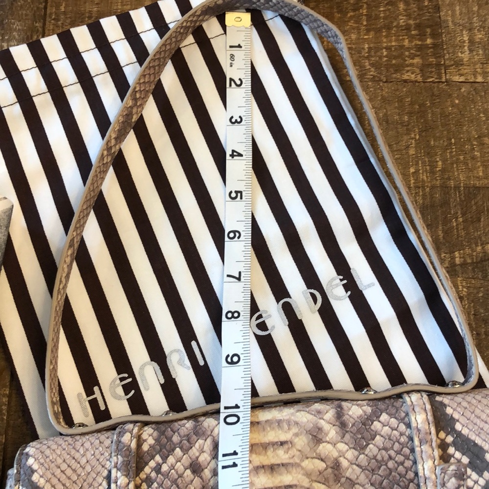 Henri Bendel Purse - Picture 7 of 8